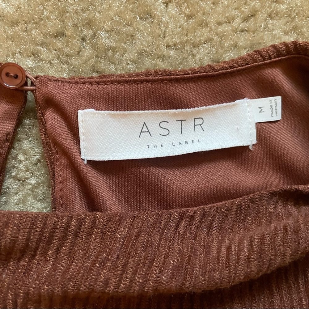 ASTR the Label Plissé Maxi Dress - Picture 5 of 6